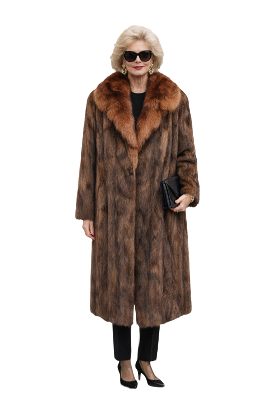 1980s Dark Brown Fur Coat - Model