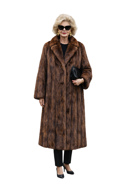 1980s Brown Mink Fur Coat - Model